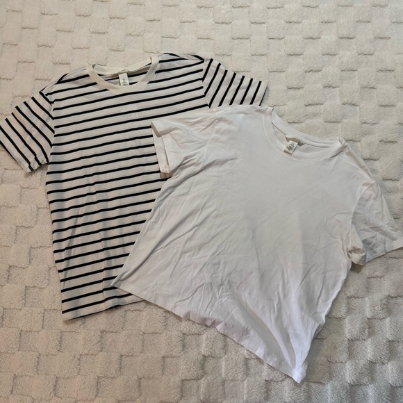 H&M Classic Black Striped and Solid White Short Sleeve T-Shirt Bundle, Medium - Picture 1 of 9